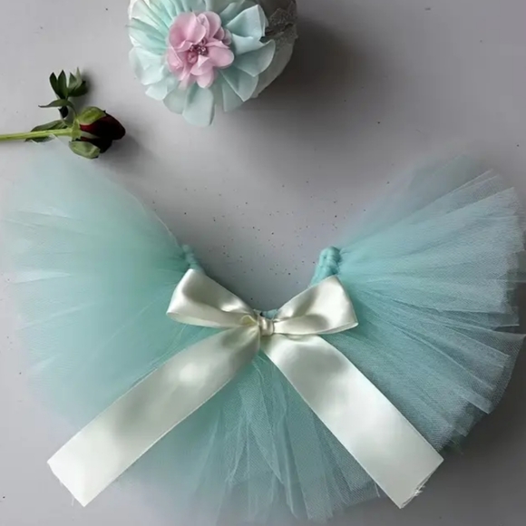 Baby tutu and headband - Picture 4 of 5